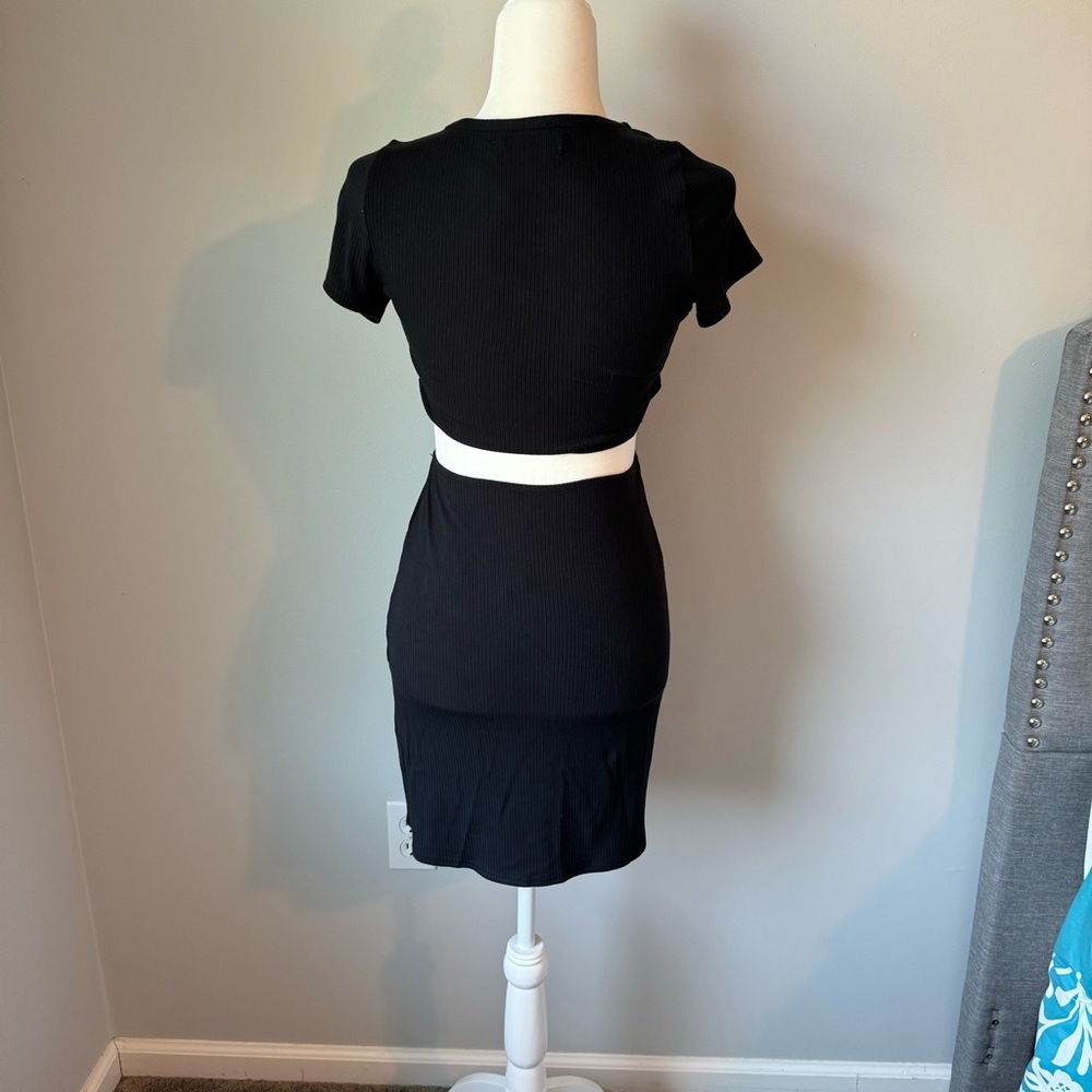 Abercrombie Ribbed Cut Out Mini Dress - black - Picture 5 of 7